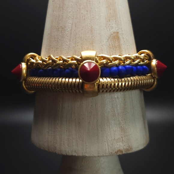 Vince Camuto gold tone triple strand chain bracelet. - Picture 5 of 7